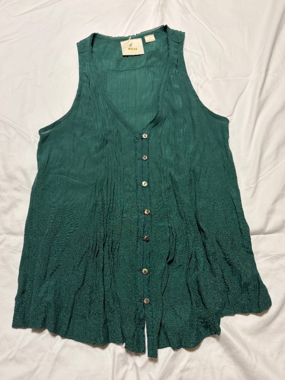 Maeve by Anthropologie Pintuck Button-Front Sleeveless Top